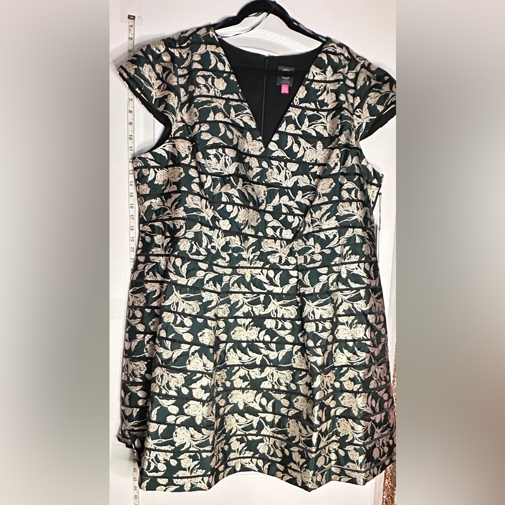 Vince Camuto Green and Metallic Gold and Floral Mini Dress